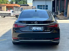 2022 Lexus ES 200 Excellence, чёрный — фото 9