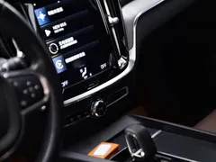 2022 Volvo S60 B4 Luxury, белый — фото 7