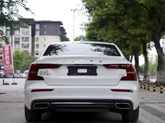 2022 Volvo S60 B4 Luxury, белый — фото 17