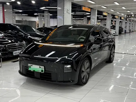 2025 Li Auto i6 4WD Standard