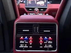 2022 Porsche Cayenne 3.0T Platinum, чёрный — фото 5
