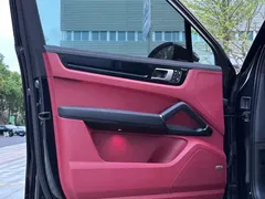 2022 Porsche Cayenne 3.0T Platinum, чёрный — фото 9