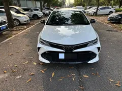 2021 Toyota Corolla TNGA 1.5L CVT GR Sport, белый — фото 2