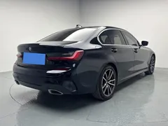 2022 BMW 3 Series 325Li M Sport Package, чёрный — фото 10