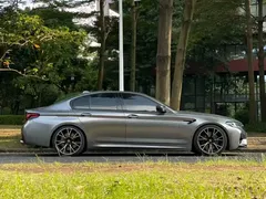 2022 BMW 5 Series 540i Fashion M Sport Package — фото 8