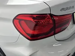 2021 BMW 1 Series 125i M Sport Night Edition, белый — фото 17