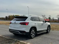 2022 Volkswagen Tayron 280TSI 2WD Luxury, белый — фото 4