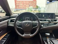 2021 Lexus ES 300h Excellence, синий — фото 14