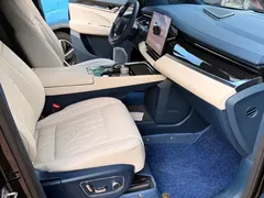2024 Zeekr 009 6-Seat Executive 4WD 108kWh, чёрный — фото 10