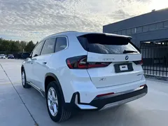 2023 BMW X1, белый — фото 4