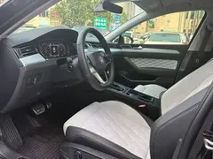 2023 Volkswagen Magotan 330TSI DCT Luxury, чёрный — фото 7