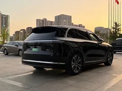 2026 Aito M7 EREV Ultra 4WD 5-seat 192-line Lidar, чёрный — фото 9