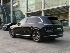 2026 Aito M7 EREV Ultra 4WD 5-seat 192-line Lidar, чёрный — фото 11