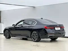 2021 BMW 7 Series 740Li Leading M Sport Package, чёрный — фото 3