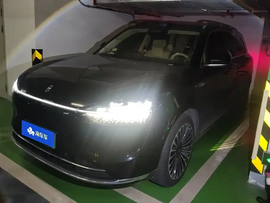 2024 Aito M9 EREV Max 42kWh 6-seat