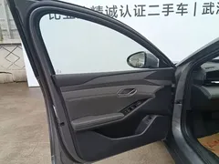 2025 BYD Qin L EV 545km Excellence — фото 10