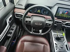 2022 Geely Okavango 1.8TD DCT Luxury 7-seat, белый — фото 6