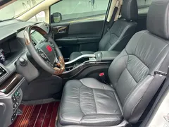 2021 Honda Odyssey 2.0L Premium, белый — фото 7