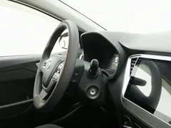 2020 Hyundai Yuena 1.4L MT GLS, белый — фото 22