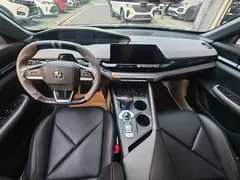 2022 Changan UNI-V 1.5T Premium — фото 7