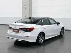 2022 Honda Civic 240Turbo CVT, белый — фото 2