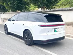 2025 Li Auto i8 Standard, белый — фото 8