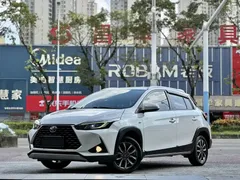 2022 Toyota Yaris L Zhixuan X 1.5L CVT Luxury Plus, белый — фото 10