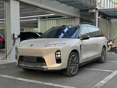 2026 Nio ES8 6-seat Executive Signature — фото 1