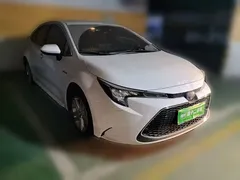 2022 Toyota Levin Hybrid 1.8H E-CVT Luxury, белый — фото 3