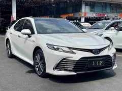2021 Toyota Camry Hybrid 2.5HG Luxury, белый — фото 3