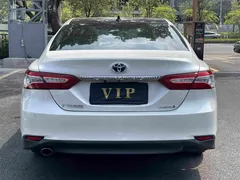 2021 Toyota Camry Hybrid 2.5HG Luxury, белый — фото 6