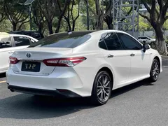 2021 Toyota Camry Hybrid 2.5HG Luxury, белый — фото 7