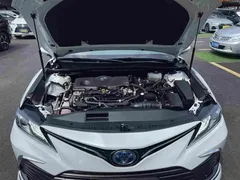 2021 Toyota Camry Hybrid 2.5HG Luxury, белый — фото 25