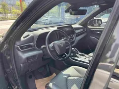 2021 Toyota Crown Kluger 2.5L HEV 4WD Premium, чёрный — фото 9