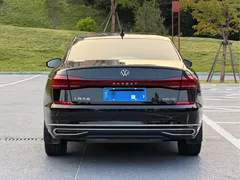 2023 Volkswagen Passat 330TSI Luxury, чёрный — фото 5