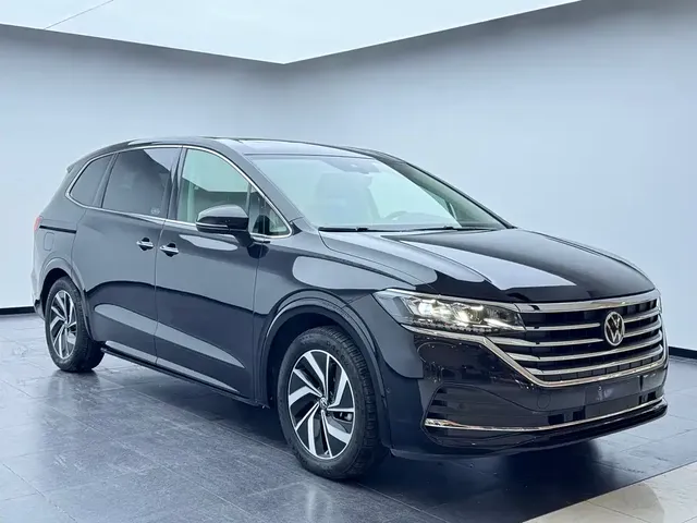2022 Volkswagen Viloran 380TSI Premium