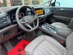 2022 Volkswagen Viloran 380TSI Premium, чёрный — фото 5