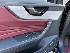 2025 Hongqi HS5 2.0T 4WD Pro, чёрный — фото 13