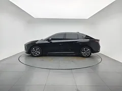 2023 Hongqi E-QM5 Basic Mobility, чёрный — фото 3