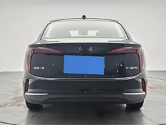 2023 Hongqi E-QM5 Basic Mobility, чёрный — фото 5