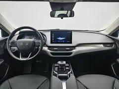 2023 Hongqi E-QM5 Basic Mobility, чёрный — фото 6
