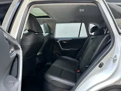 2021 Toyota RAV4 2.5L Hybrid E-CVT 4WD Elite Plus, белый — фото 10