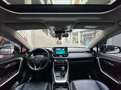 2021 Toyota RAV4 2.5L Hybrid E-CVT 4WD Elite Plus, белый — фото 11