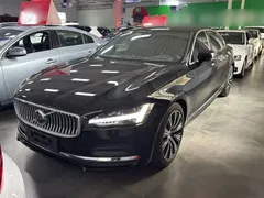 2023 Volvo S90, чёрный — фото 2