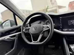 2021 Volkswagen Touareg 2.0TSI — фото 9