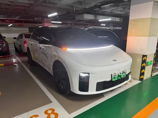 2025 Li Auto i6 2WD Standard
