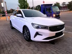 2022 Geely Emgrand 4th Gen 1.5L CVT Premium, белый — фото 4