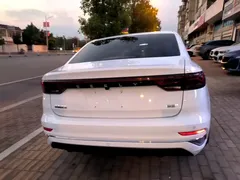 2022 Geely Emgrand 4th Gen 1.5L CVT Premium, белый — фото 6