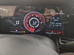 2022 Hyundai Elantra 1.5L CVT LUX Premium, белый — фото 15