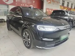 2026 Aito M7 EREV Ultra 4WD 5-seat 192-line Lidar, чёрный — фото 4